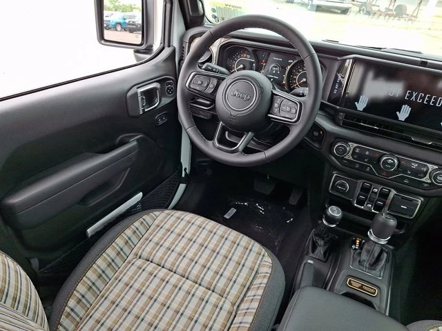 2026 Jeep JT Gladiator - Image 9 of 20