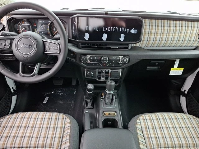 2026 Jeep JT Gladiator - Image 10 of 20