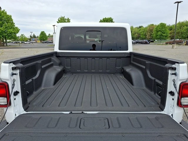 2026 Jeep JT Gladiator - Image 20 of 20