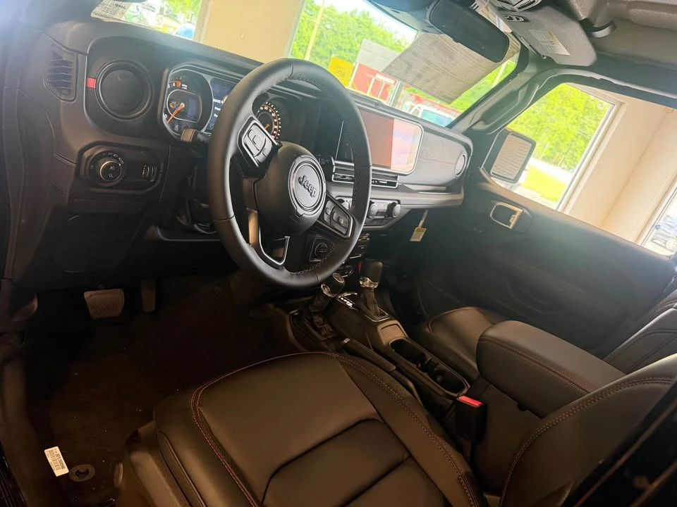 2026 Jeep JT Gladiator - Image 5 of 13