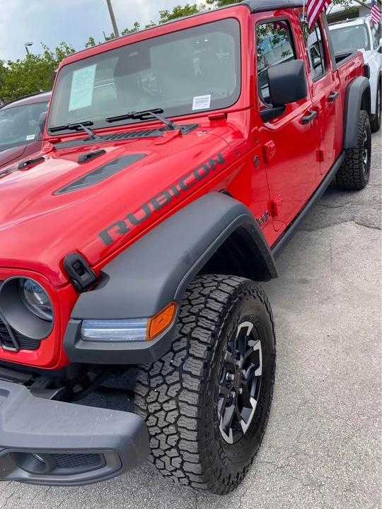 2026 Jeep JT Gladiator - Image 2 of 5