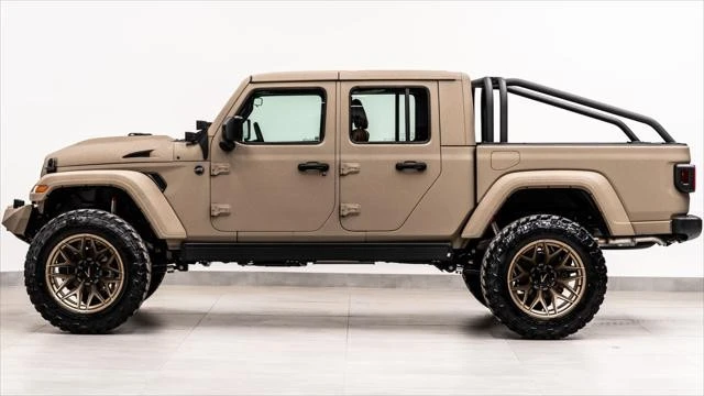 2026 Jeep JT Gladiator - Image 11 of 31