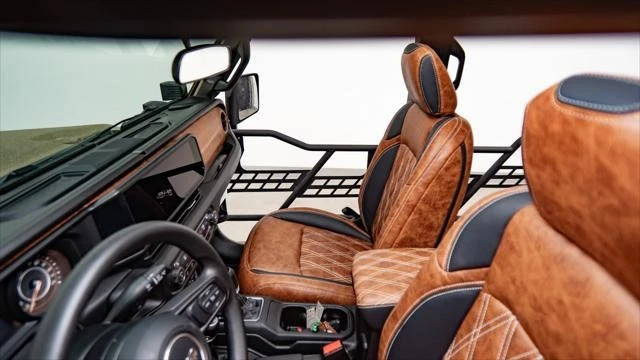 2026 Jeep JT Gladiator - Image 29 of 31