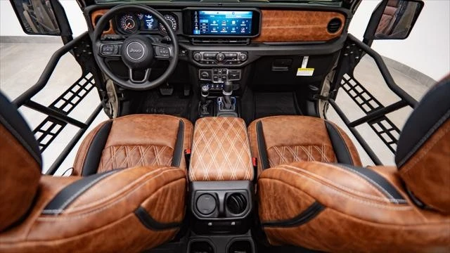 2026 Jeep JT Gladiator - Image 2 of 31