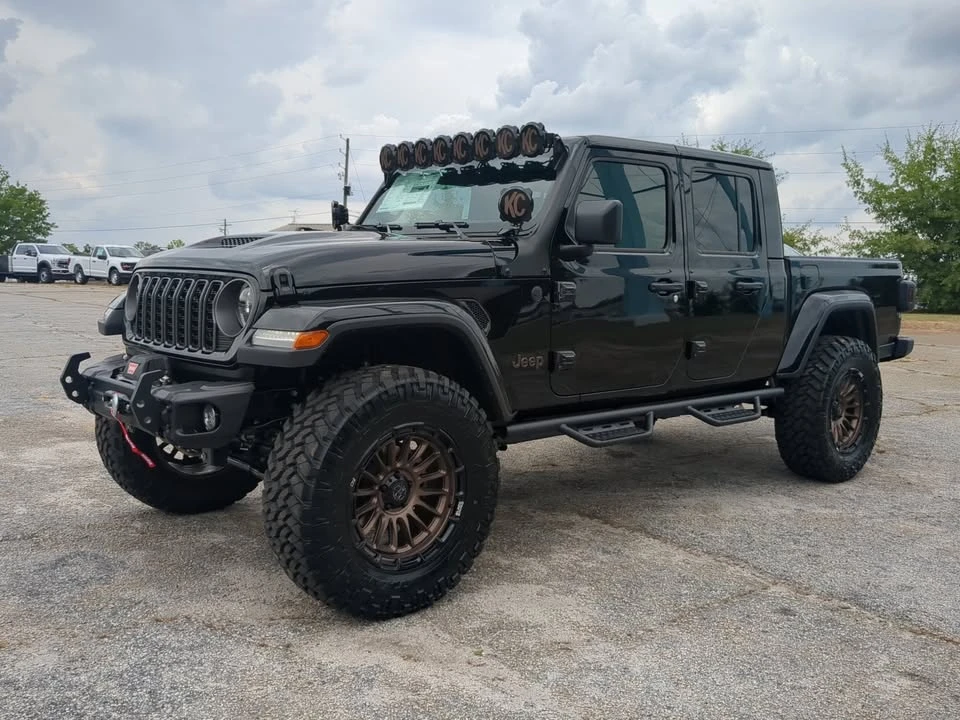 2026 Jeep JT Gladiator - Image 6 of 19