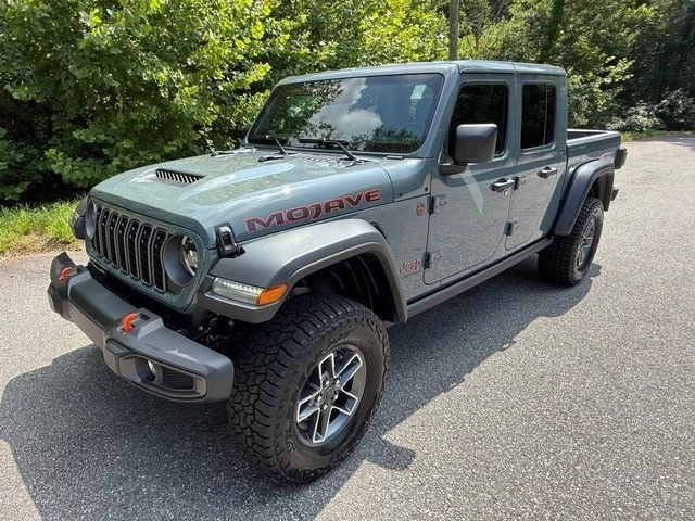 2026 Jeep JT Gladiator - Image 3 of 30