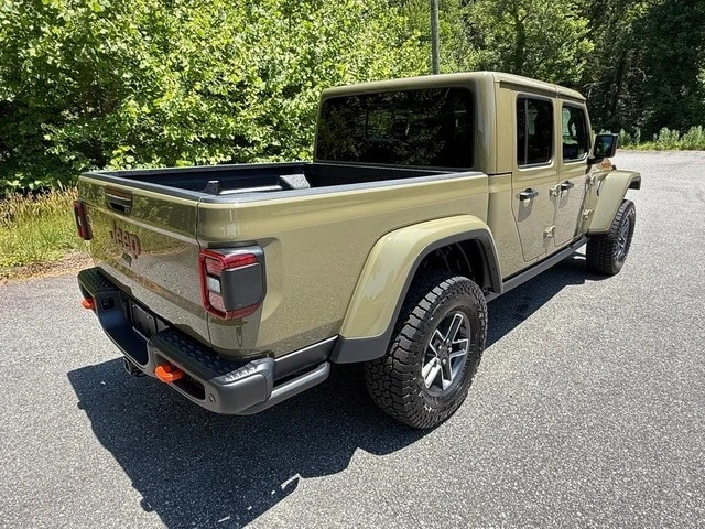 2026 Jeep JT Gladiator - Image 7 of 31