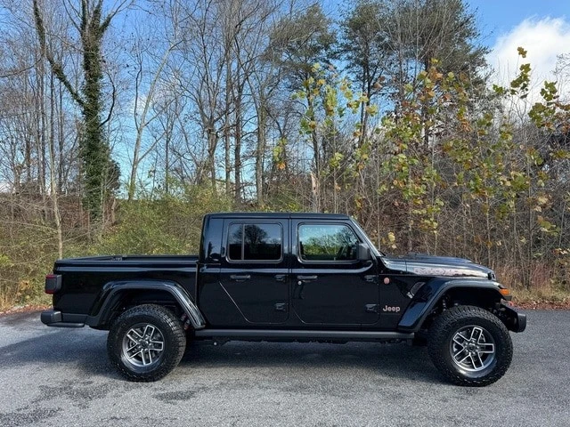 2026 Jeep JT Gladiator - Image 6 of 21