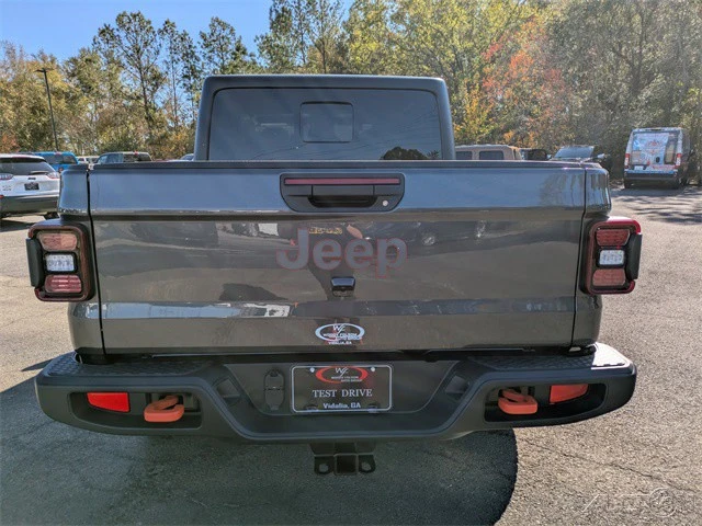 2026 Jeep JT Gladiator - Image 5 of 12