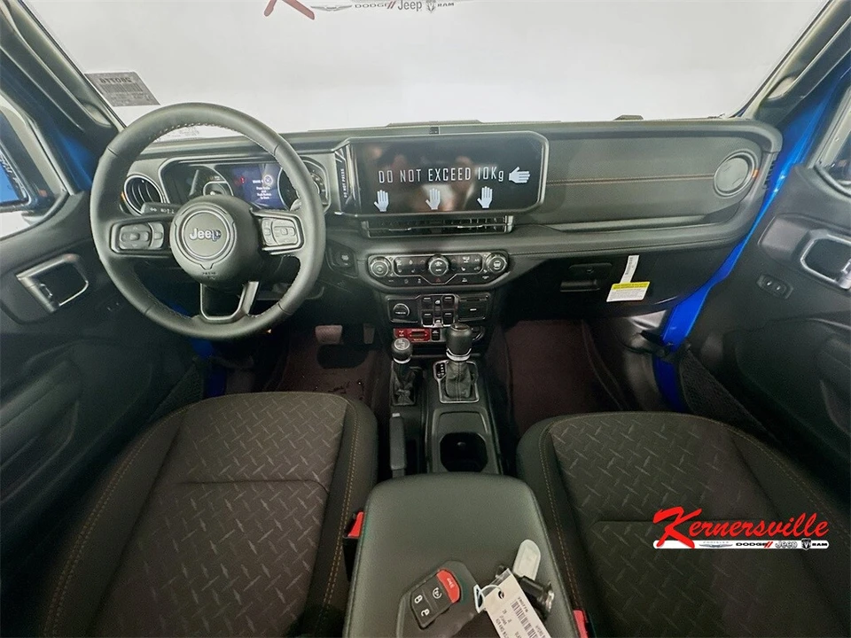 2026 Jeep JT Gladiator - Image 9 of 21