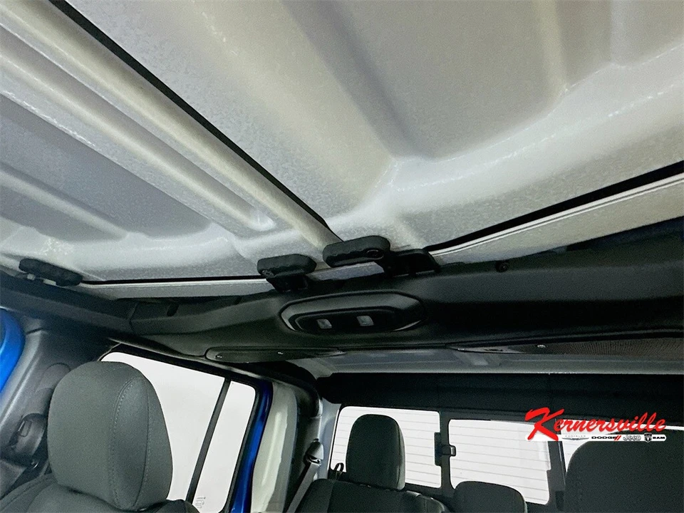 2026 Jeep JT Gladiator - Image 14 of 21