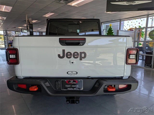 2026 Jeep JT Gladiator - Image 5 of 12