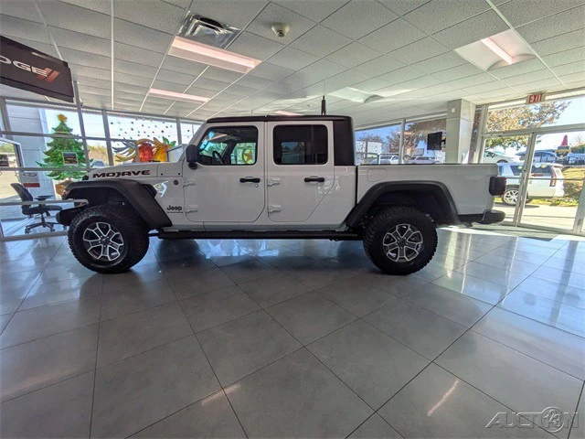 2026 Jeep JT Gladiator - Image 7 of 12