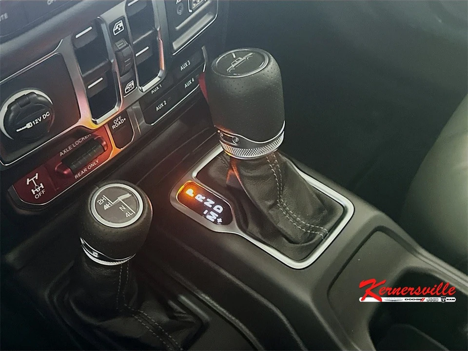 2026 Jeep JT Gladiator - Image 12 of 21