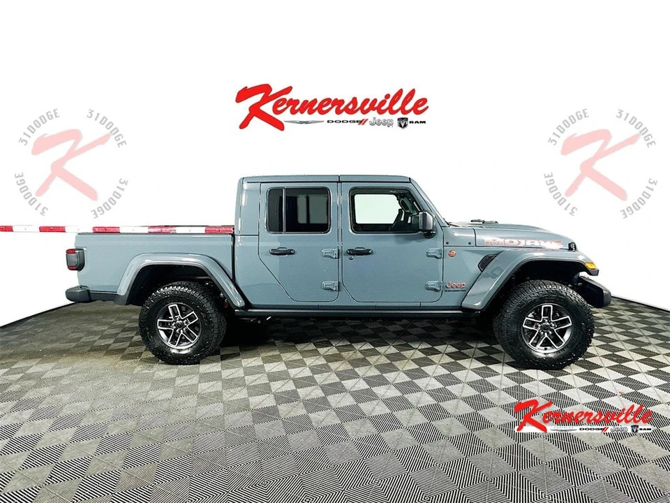 2026 Jeep JT Gladiator - Image 8 of 12