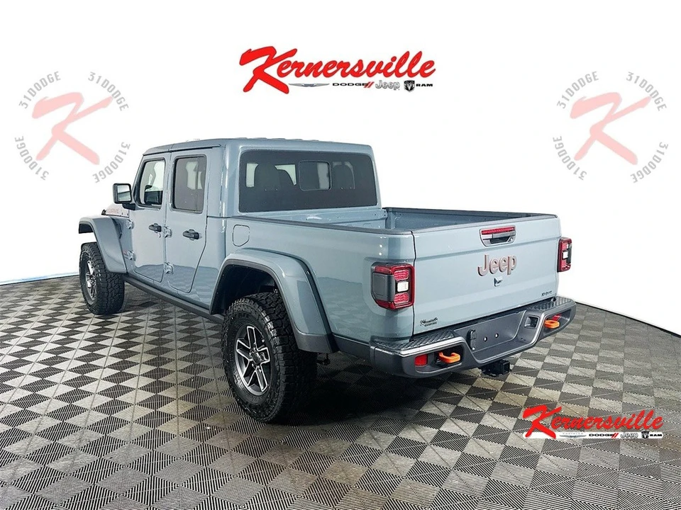 2026 Jeep JT Gladiator - Image 5 of 12