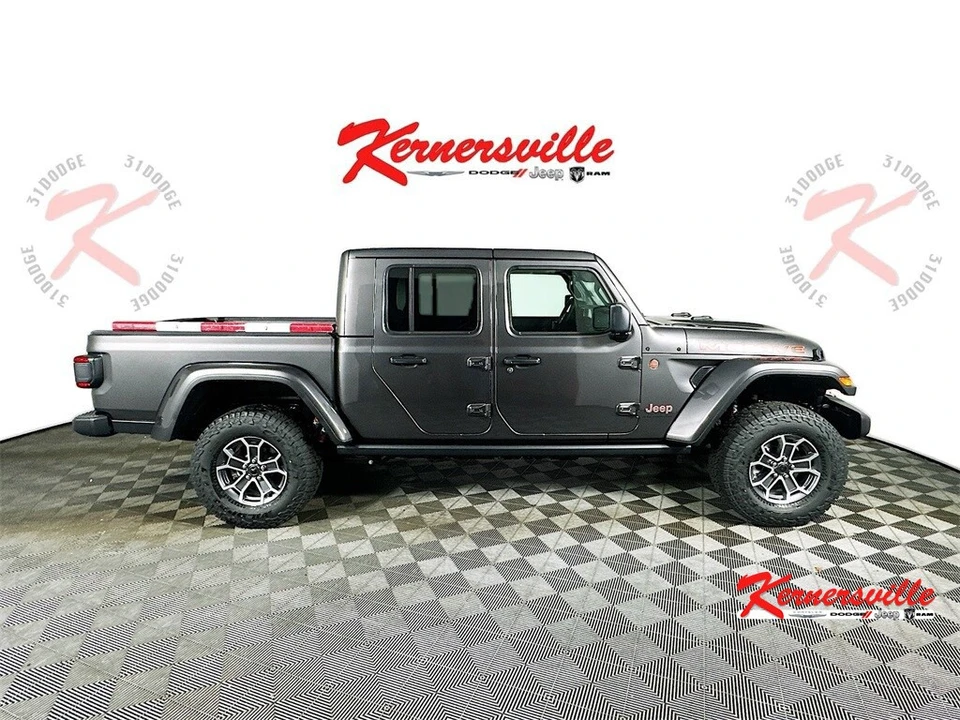 2026 Jeep JT Gladiator - Image 8 of 21