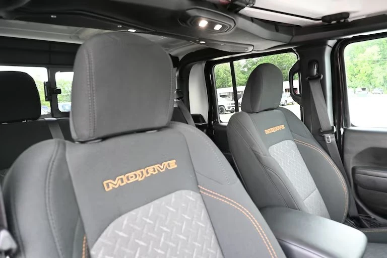 2026 Jeep JT Gladiator - Image 3 of 8