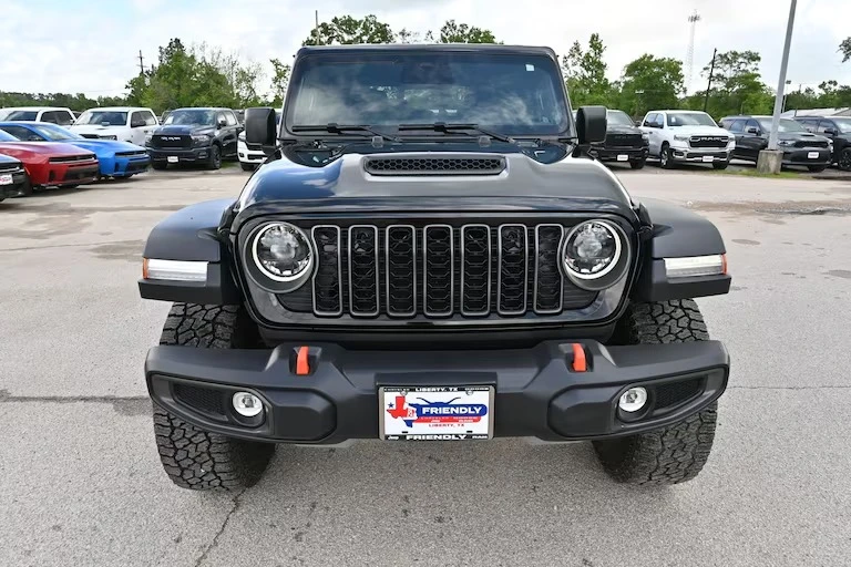 2026 Jeep JT Gladiator - Image 5 of 8