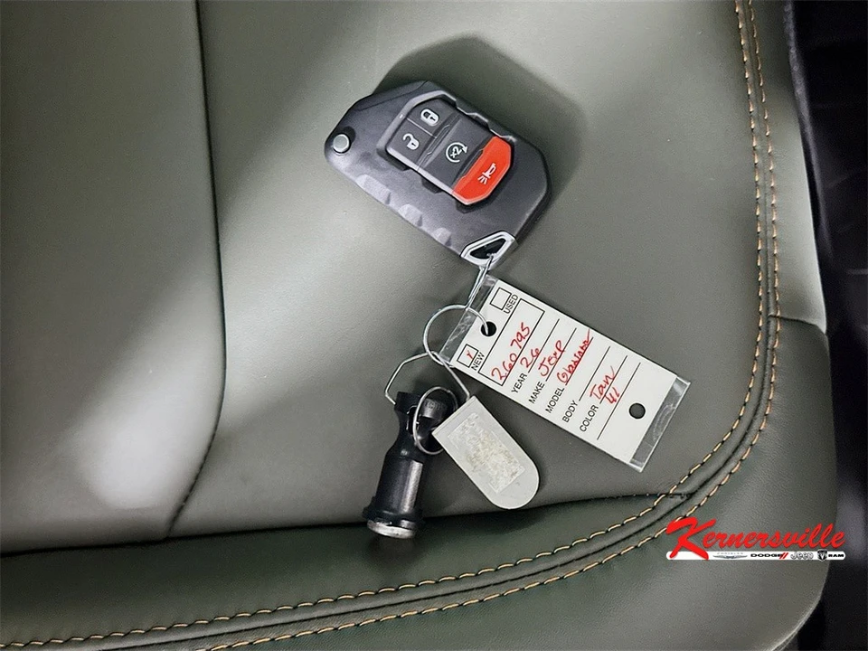 2026 Jeep JT Gladiator - Image 19 of 21