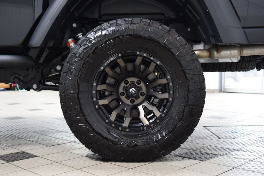 2026 Jeep JT Gladiator - Image 24 of 31