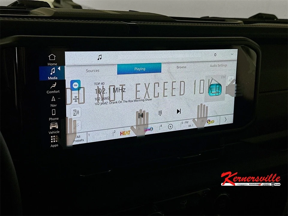 2026 Jeep JT Gladiator - Image 13 of 21