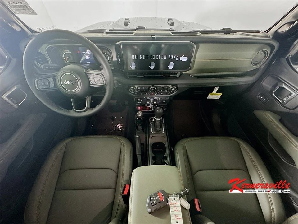 2026 Jeep JT Gladiator - Image 9 of 21