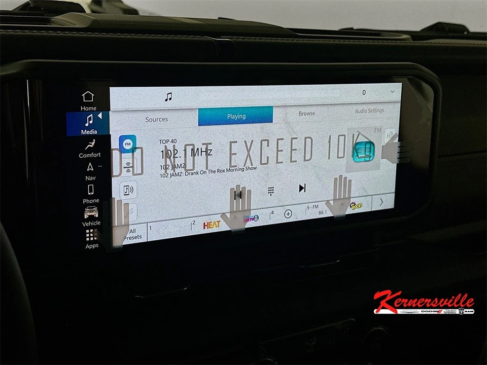 2026 Jeep JT Gladiator - Image 13 of 21