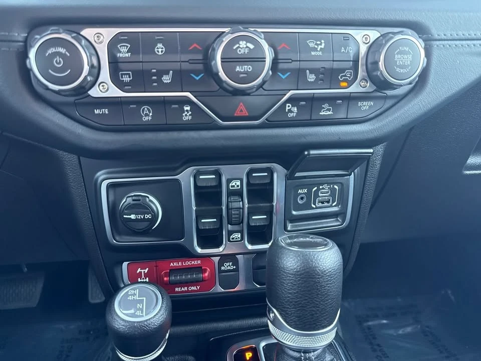 2026 Jeep JT Gladiator - Image 18 of 20