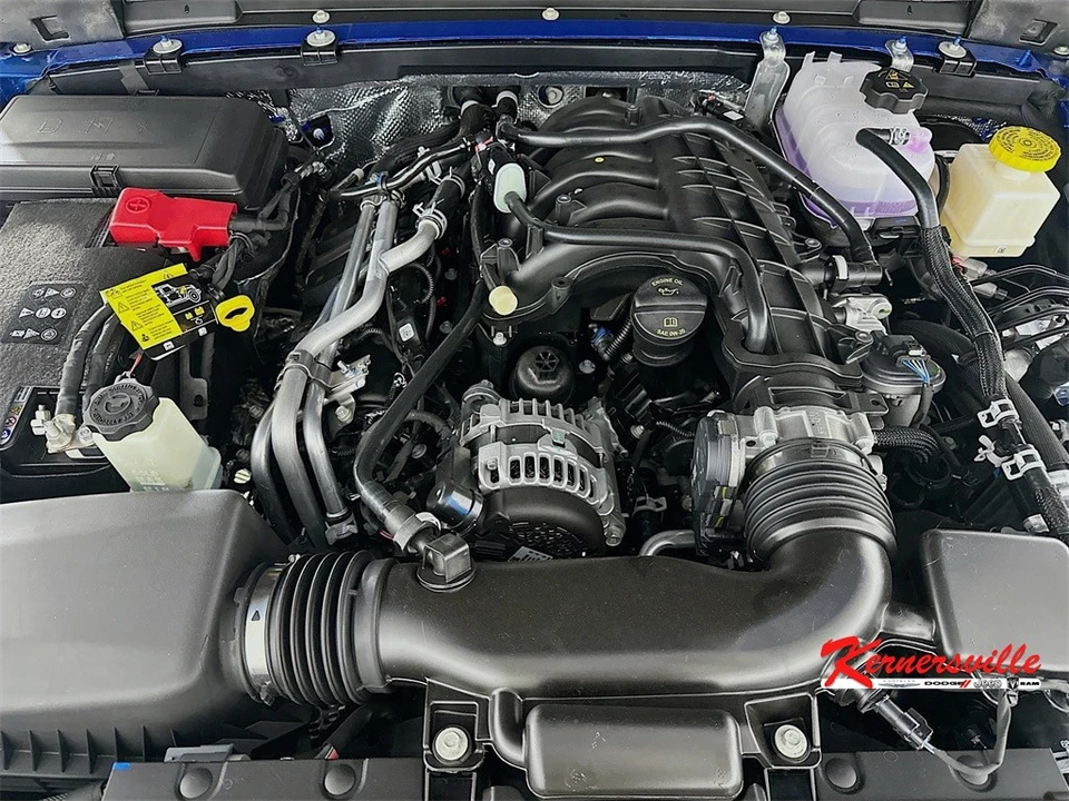 2026 Jeep JT Gladiator - Image 18 of 21