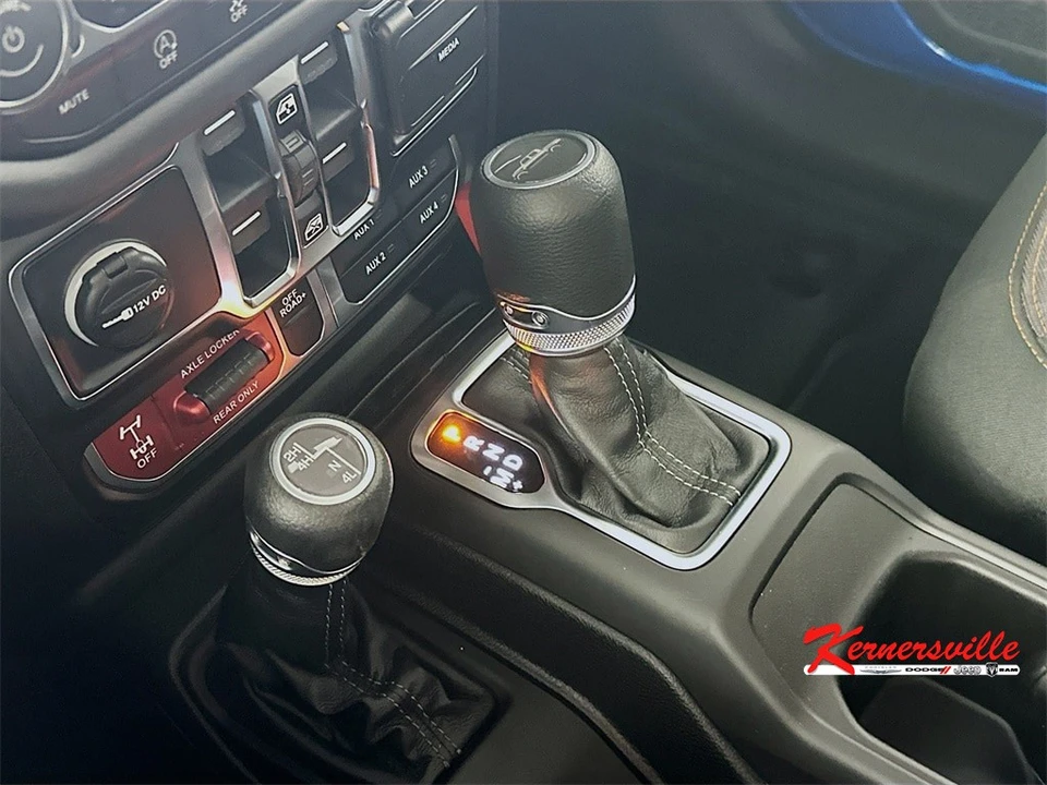 2026 Jeep JT Gladiator - Image 12 of 21