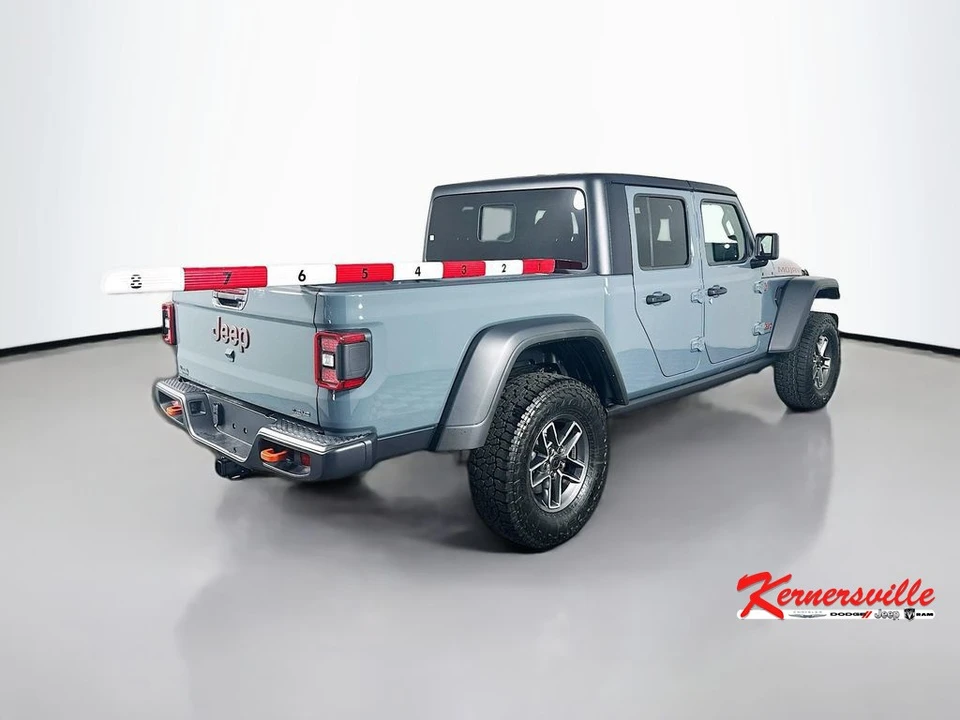 2026 Jeep JT Gladiator - Image 7 of 12