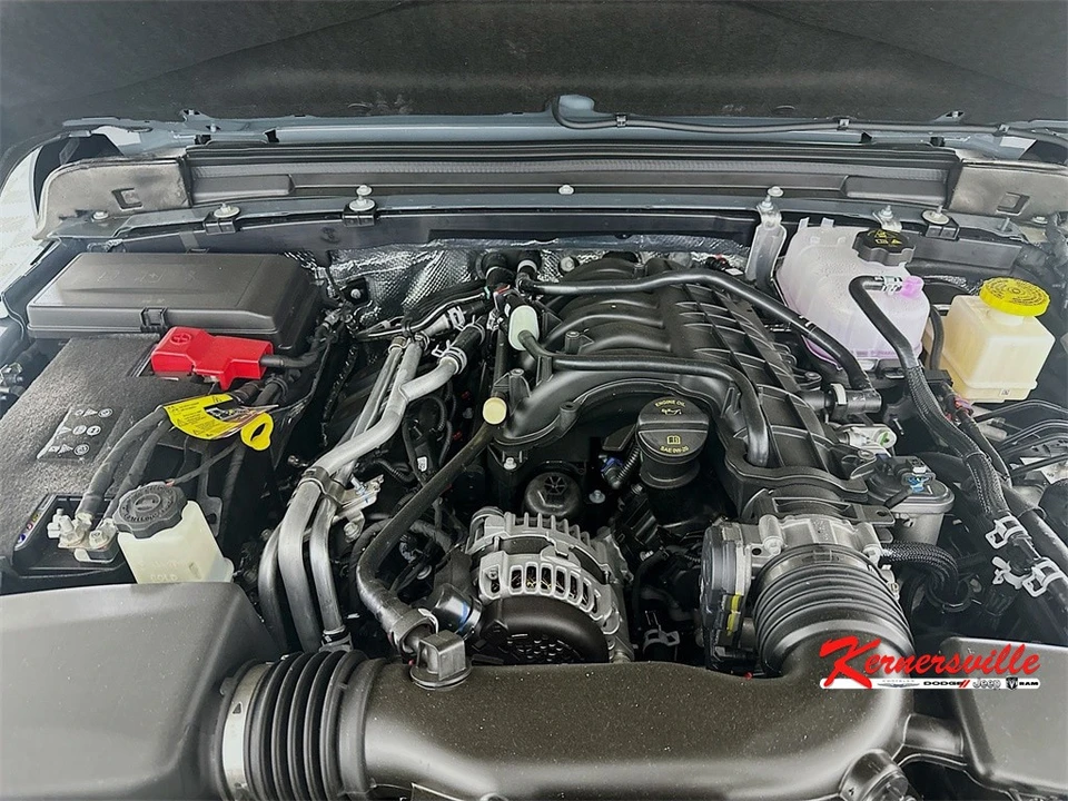 2026 Jeep JT Gladiator - Image 16 of 19