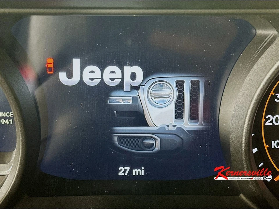 2026 Jeep JT Gladiator - Image 11 of 12