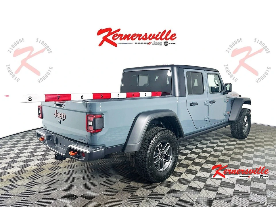 2026 Jeep JT Gladiator - Image 7 of 19