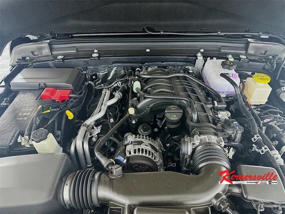2026 Jeep JT Gladiator - Image 17 of 20