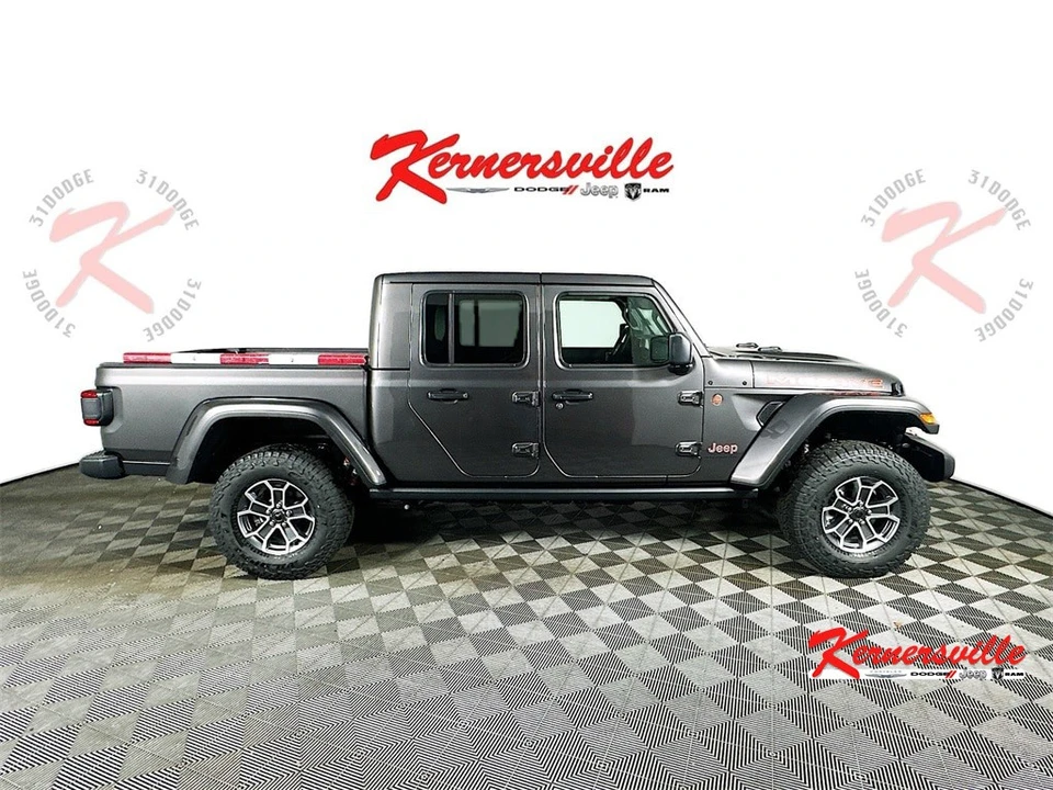 2026 Jeep JT Gladiator - Image 8 of 12