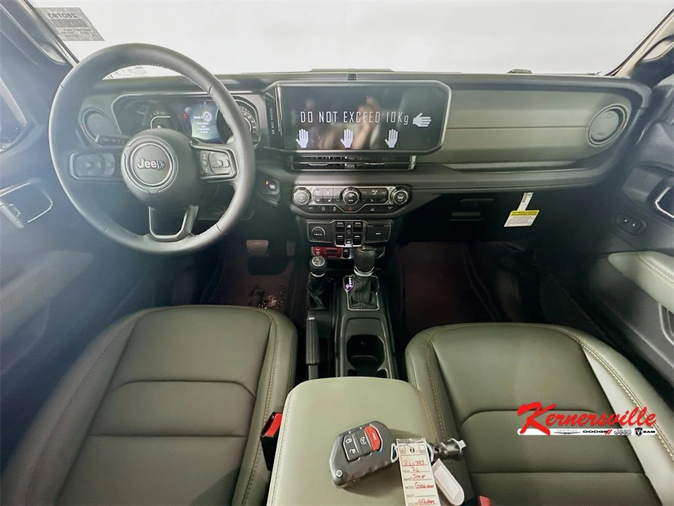 2026 Jeep JT Gladiator - Image 9 of 12