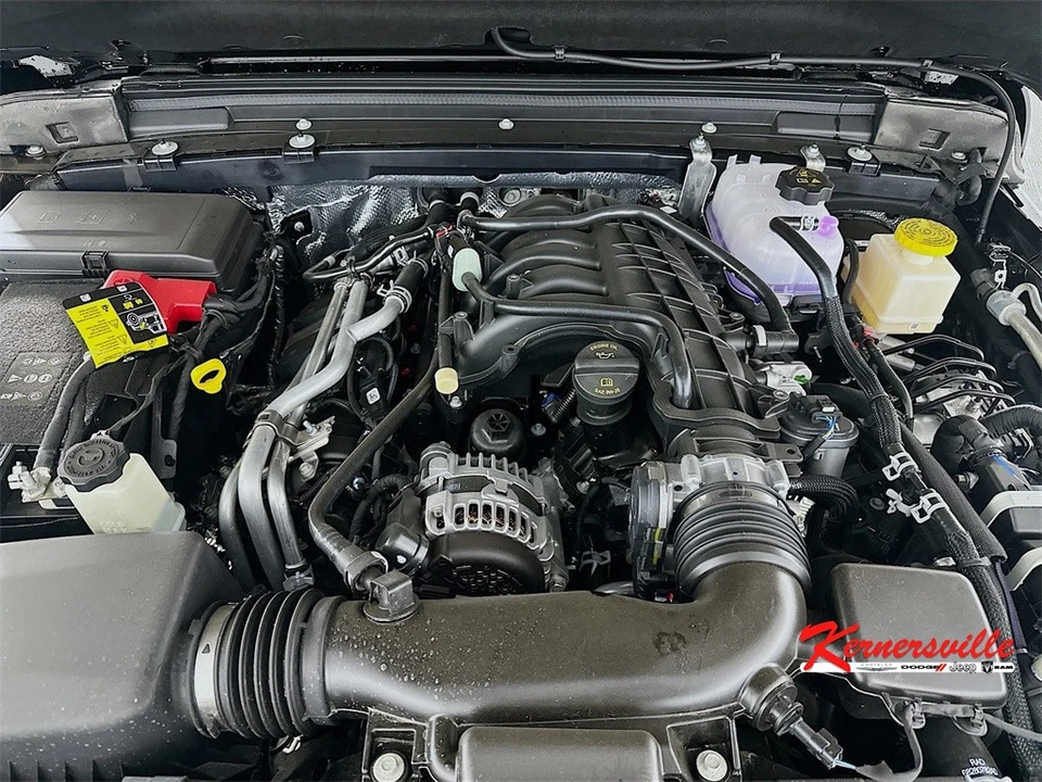 2026 Jeep JT Gladiator - Image 18 of 21