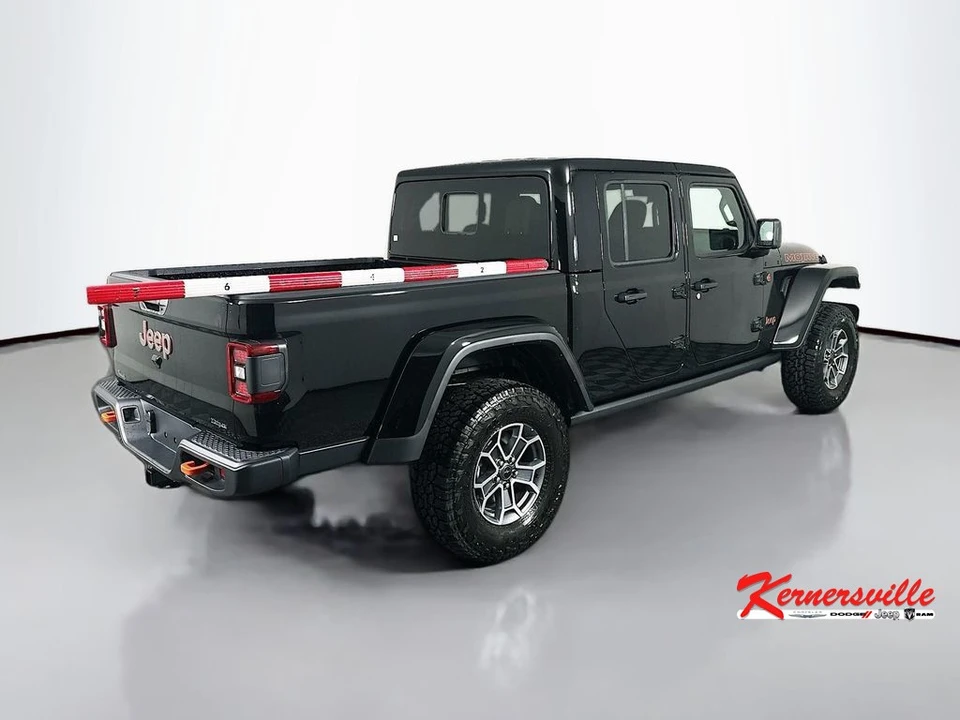 2026 Jeep JT Gladiator - Image 7 of 12