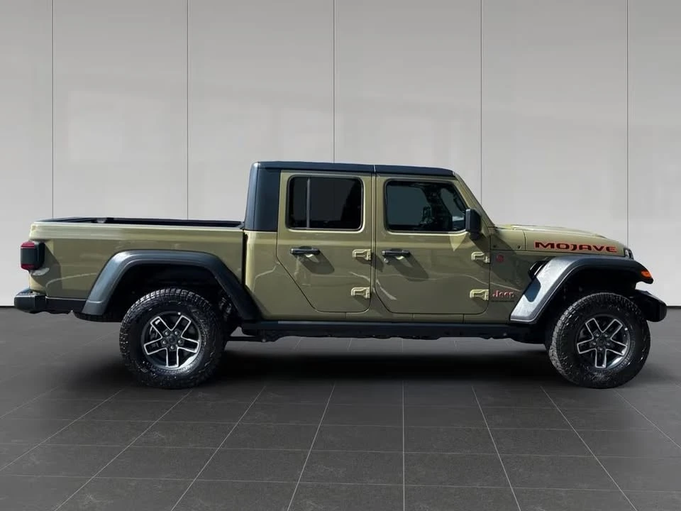 2026 Jeep JT Gladiator - Image 7 of 20