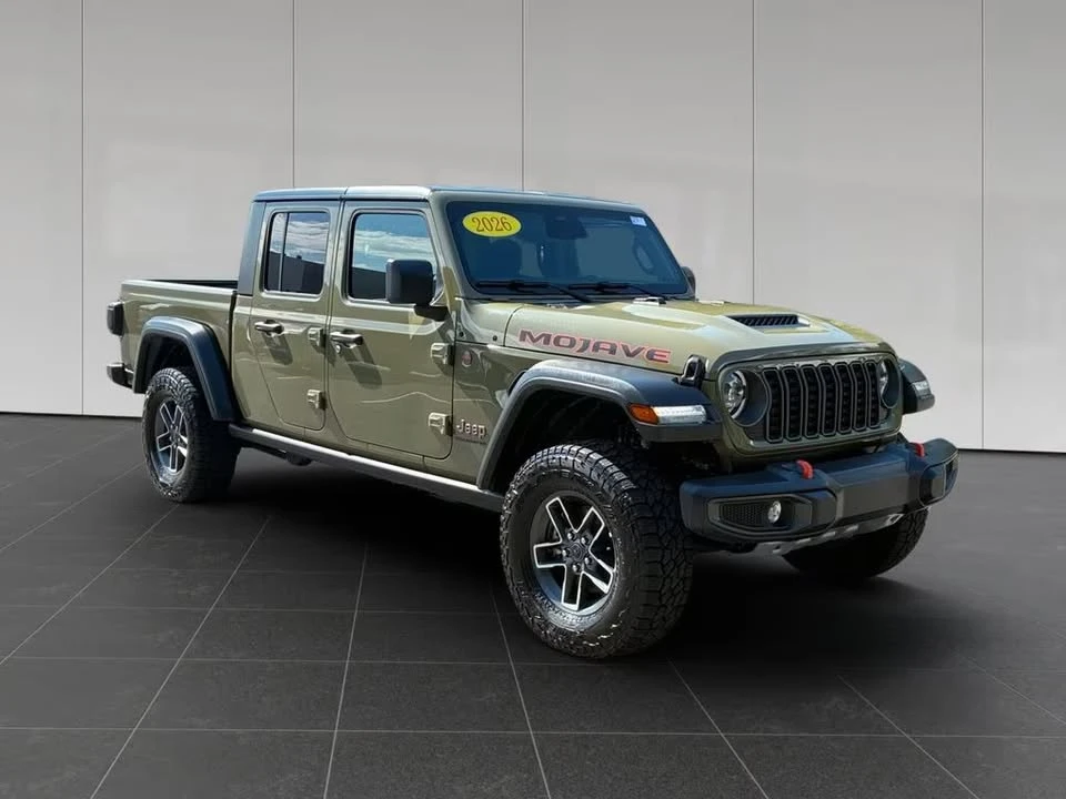 2026 Jeep JT Gladiator - Image 8 of 20