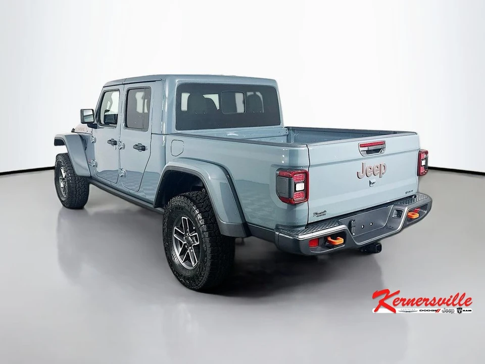 2026 Jeep JT Gladiator - Image 5 of 12