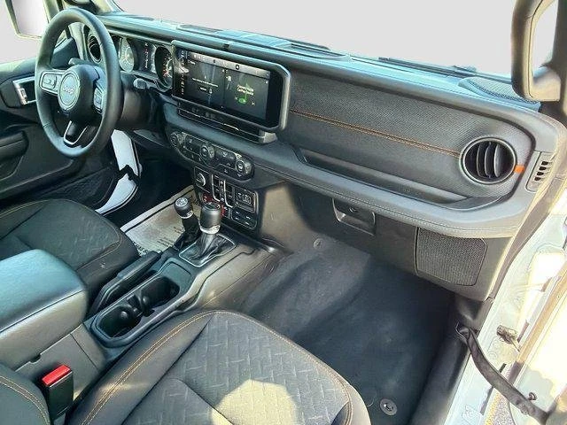 2026 Jeep JT Gladiator - Image 8 of 20