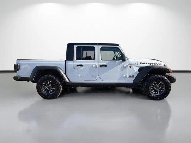 2026 Jeep JT Gladiator - Image 4 of 20
