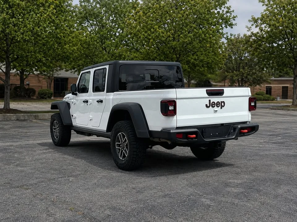 2026 Jeep JT Gladiator - Image 3 of 6