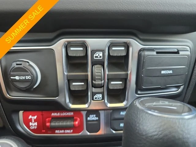 2026 Jeep JT Gladiator - Image 14 of 20