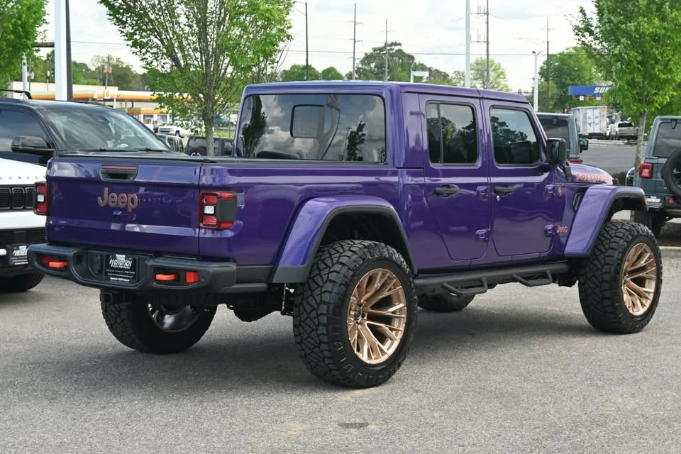 2026 Jeep JT Gladiator - Image 2 of 20