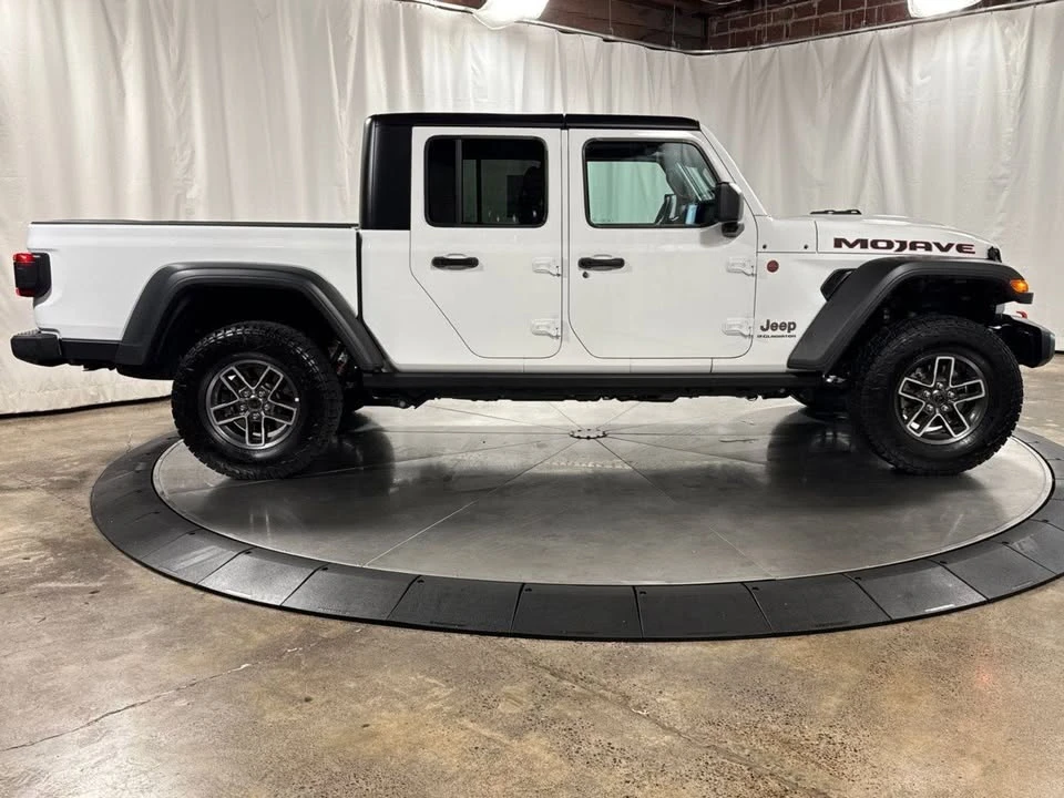 2026 Jeep JT Gladiator - Image 6 of 19