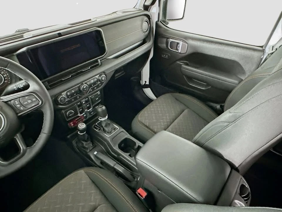 2026 Jeep JT Gladiator - Image 18 of 20